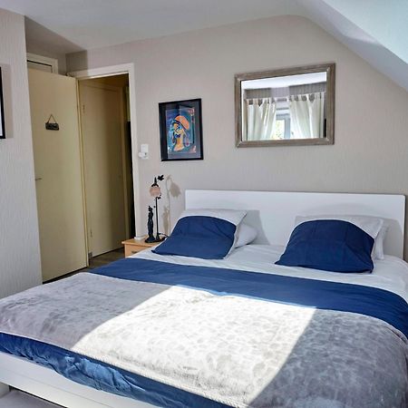 Les Roses Bed & Breakfast Santec Luaran gambar