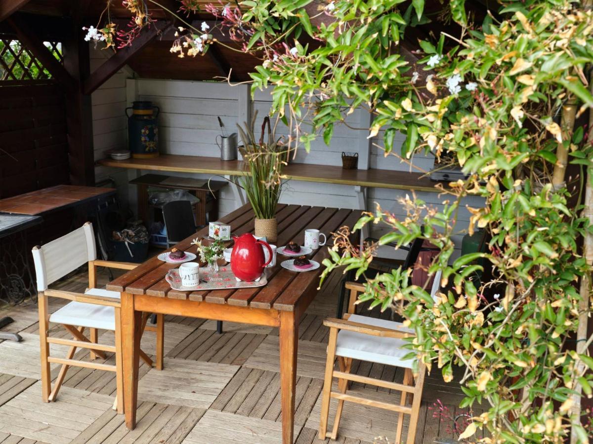 Les Roses Bed & Breakfast Santec Luaran gambar