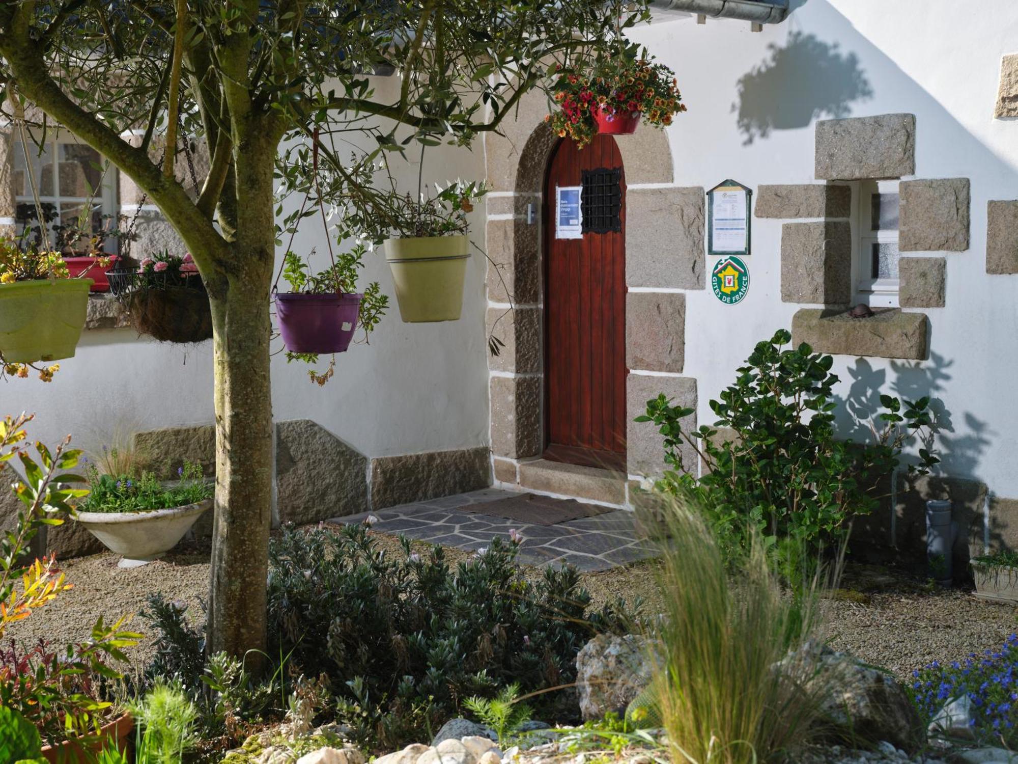Les Roses Bed & Breakfast Santec Luaran gambar
